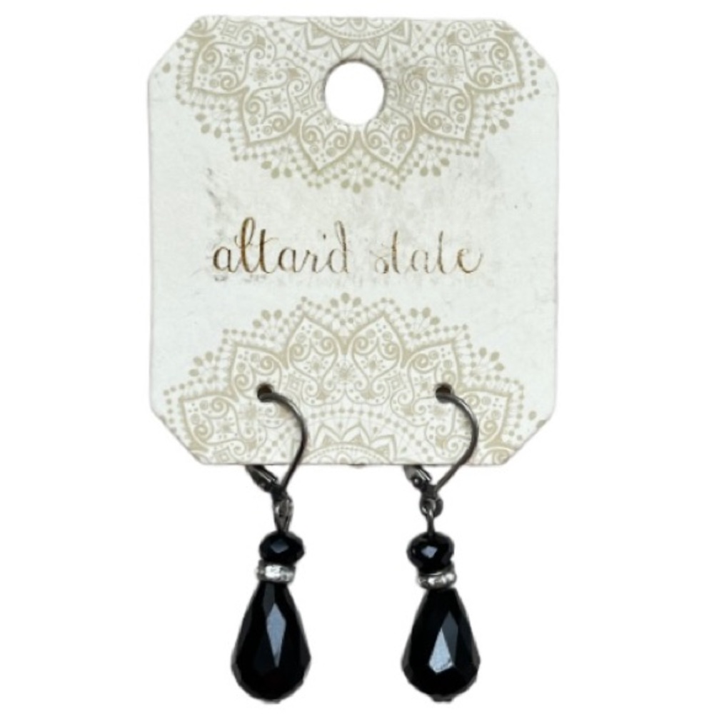 Altar’d State Black Dangly Crystals & Diamond Drop Dangle Pierced Earrings